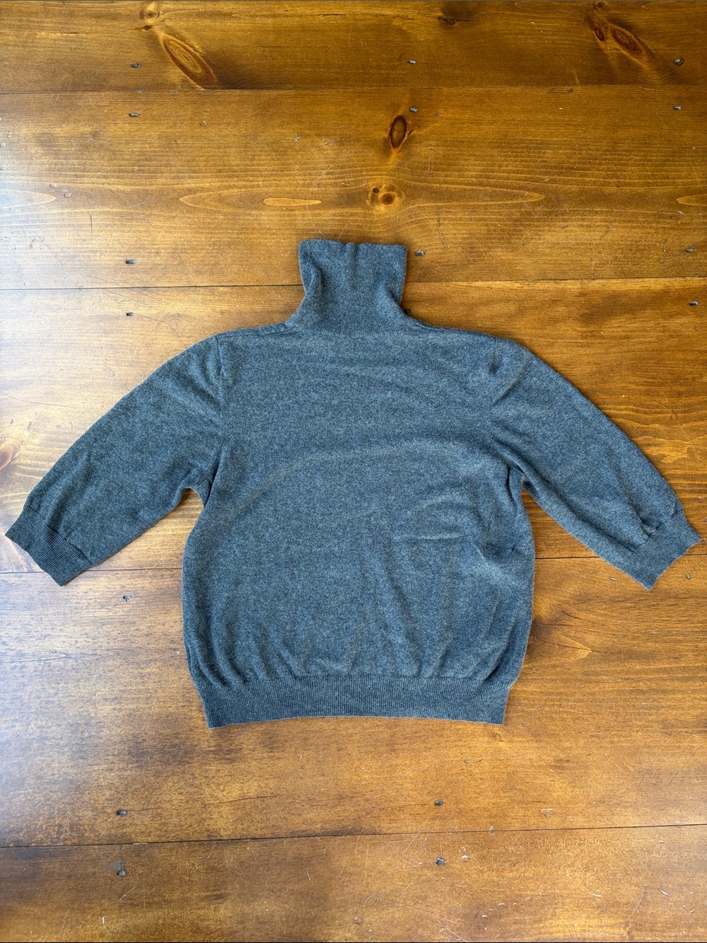 Saks Fifth Avenue Gray Cashmere Turtleneck Sweater Sz XL - Picture 12 of 12